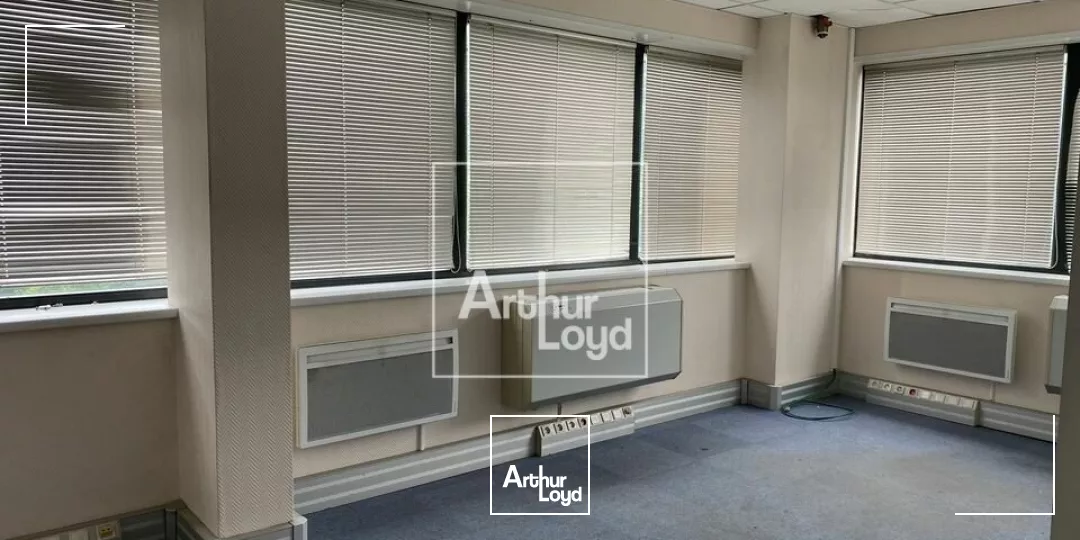 ENTREPOT LOGISTIQUE GRANDE SURFACE