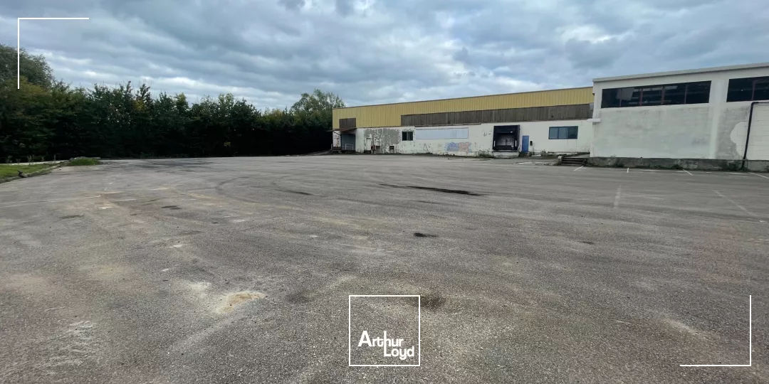 Entrepôts à louer à LE VAL D'HAZEY 27940