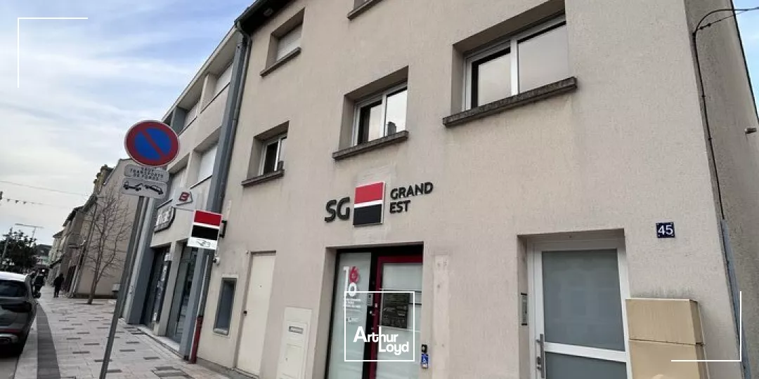 LOCAL COMMERCIAL à VENDRE de 135.07 m²