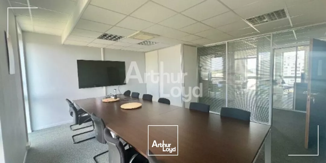 RENNES - PLATEAU DE BUREAUX A LOUER - 186 M²