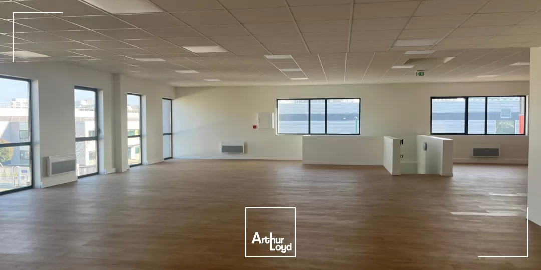 PARC NEUF D'ACTIVITE à LOUER - GENNEVILLIERS GRESILLONS