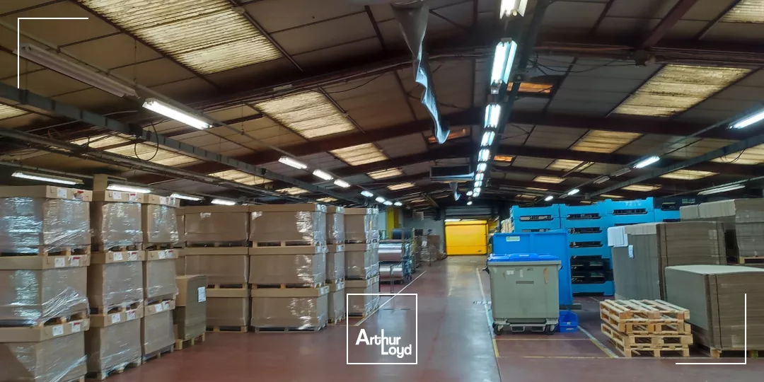 Louez votre local d'activité de 6000 m2 proche BELLEVILLE-EN-BEAUJOLAIS