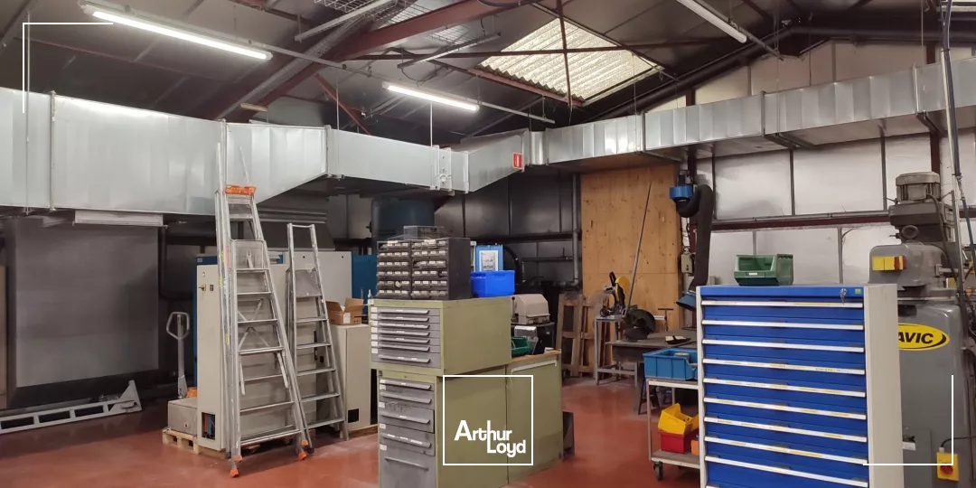 Louez votre local d'activité de 6000 m2 proche BELLEVILLE-EN-BEAUJOLAIS