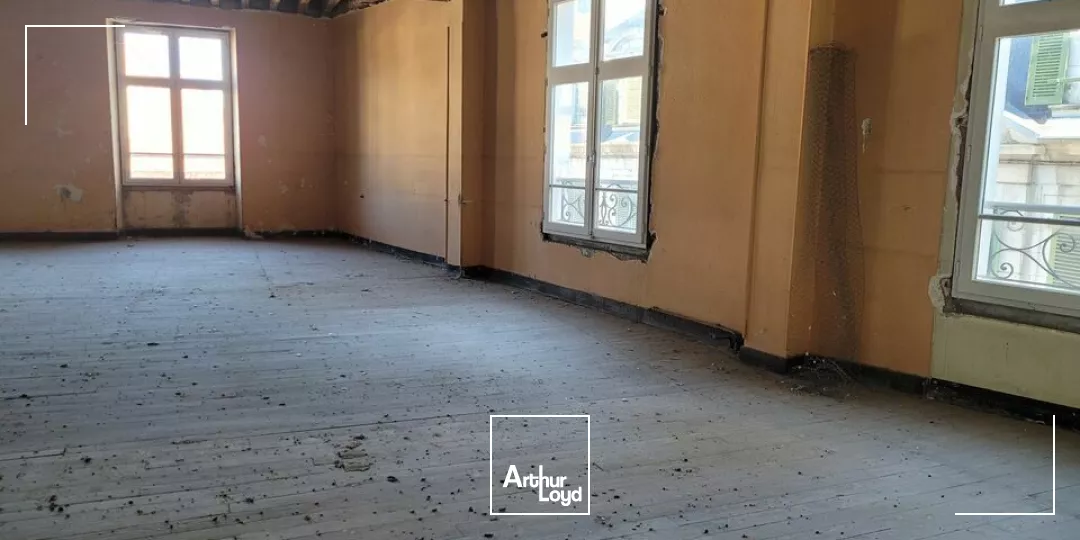 A VENDRE MURS A USAGE D'HABITATION SALIES DE BEARN