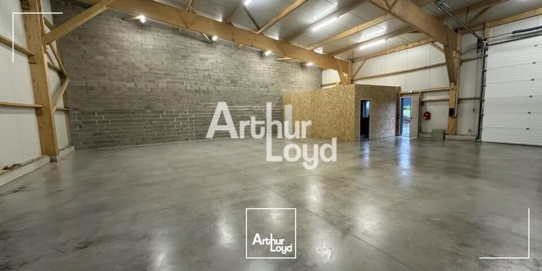 BAIN DE BRETAGNE - LOCAL D'ACTIVITE A LOUER - 480 M²