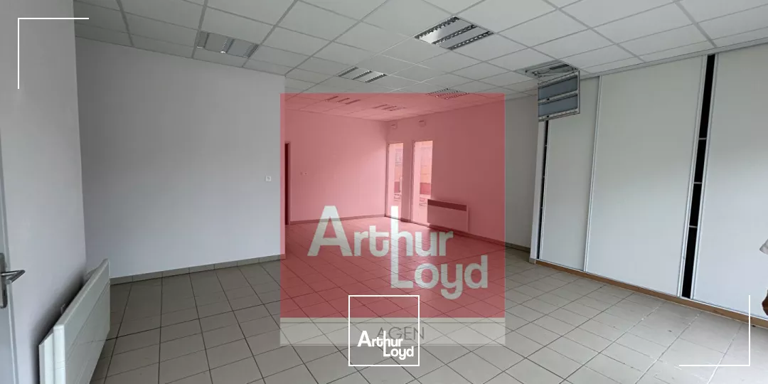 Local commercial à vendre - Emplacement de premier choix à Larroque-Timbaut