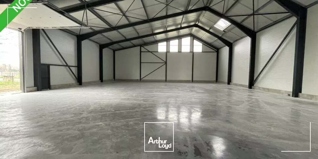 A LOUER - Local d'activité neuf de 958,10 m2 à Bollène (84500) - Fort potentiel d'aménagement