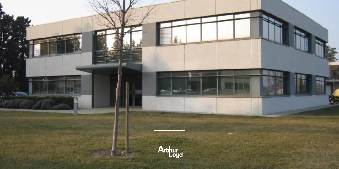 AVIGNON AGROPARC PLATEAU DE 365 m² DE BUREAUX BON STANDING