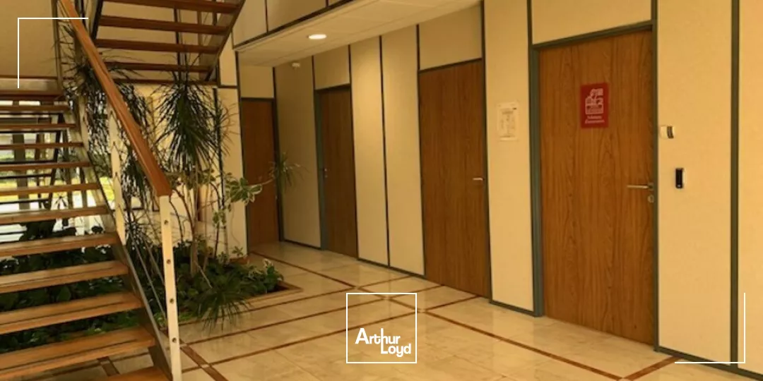 AVIGNON AGROPARC PLATEAU DE 365 m² DE BUREAUX BON STANDING