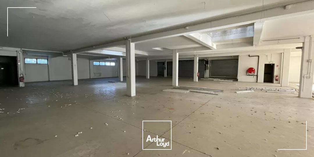 À Vendre - Local d'Activité - Zone d'Activité la Courtine, Avignon