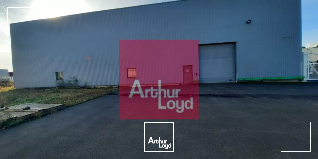 CLERMONT-FERRAND A LOUER ENTREPOT 900 M²
