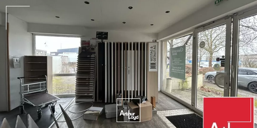 LOCAL D'ACTIVITE - ENTREPOT à VENDRE de 2160 m²