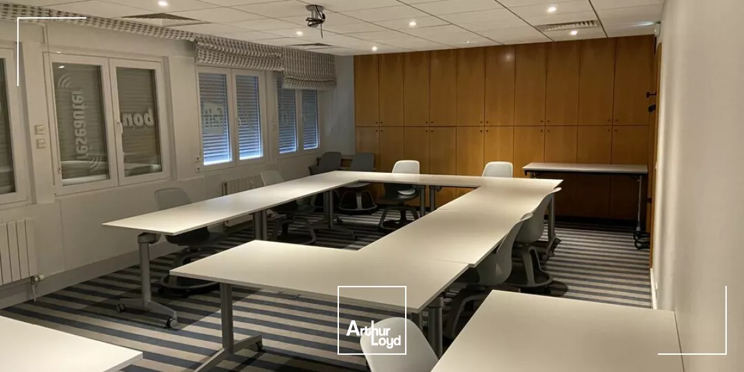 BUREAUX à LOUER de 203 m²