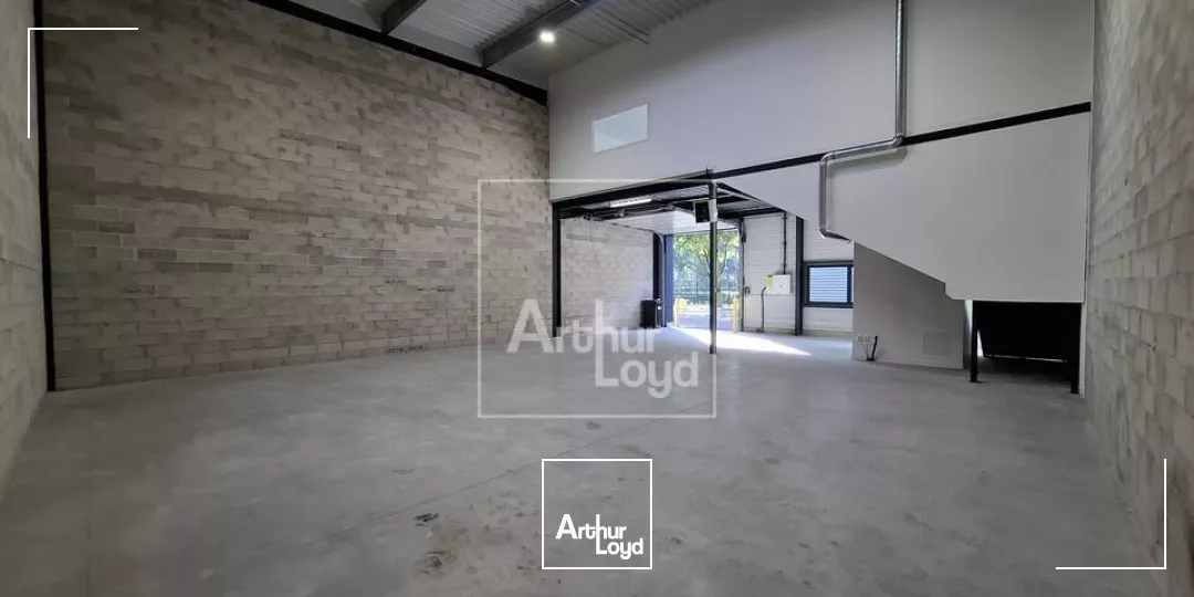 Entrepôts neufs à louer 