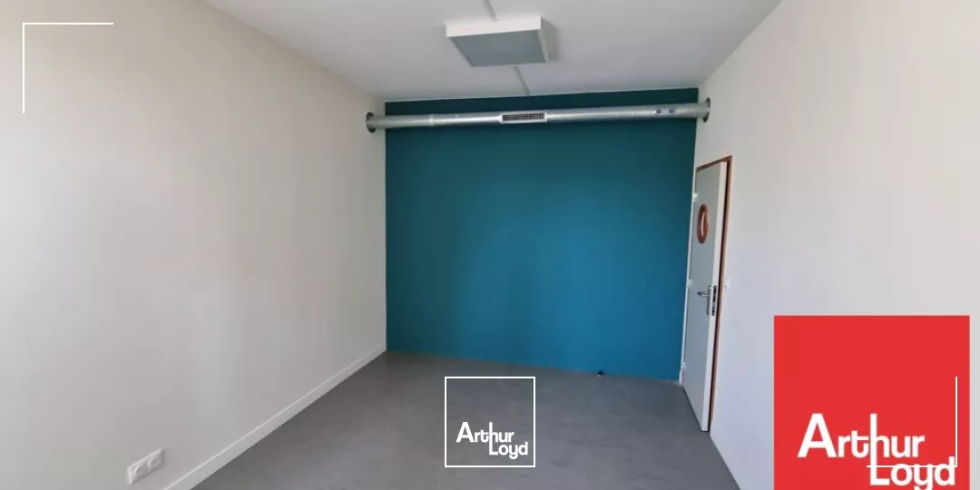 BUREAUX CLE EN MAIN EN COWORKING A PARTIR DE 13M²