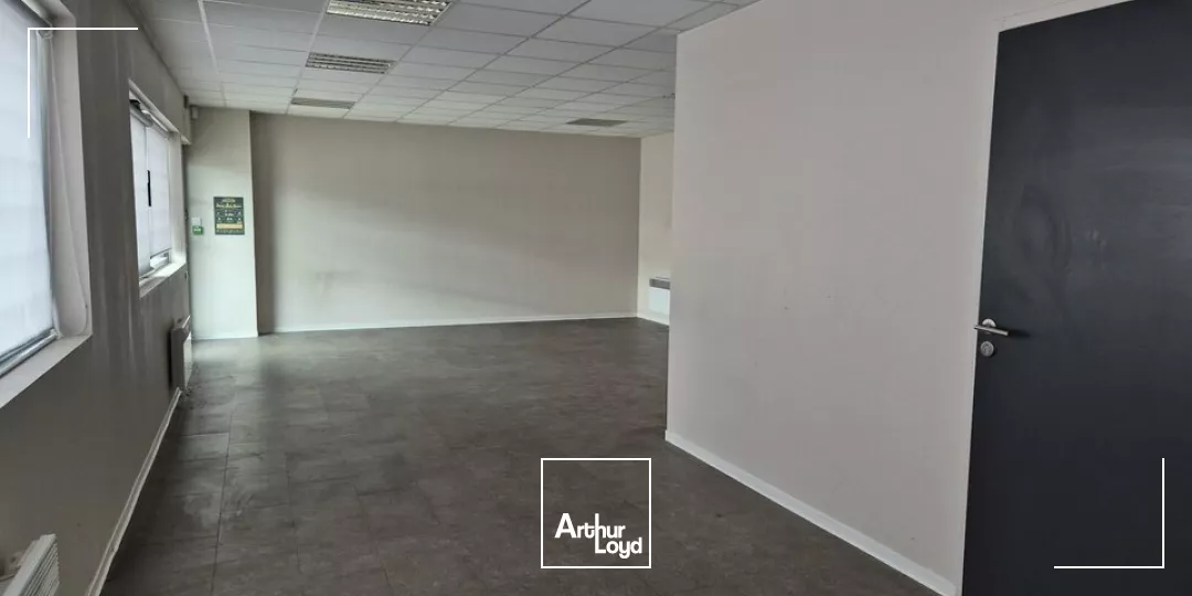 ZI LONGVIC - ENTREPÔT A LOUER - 3.112 m² DIVISIBLES