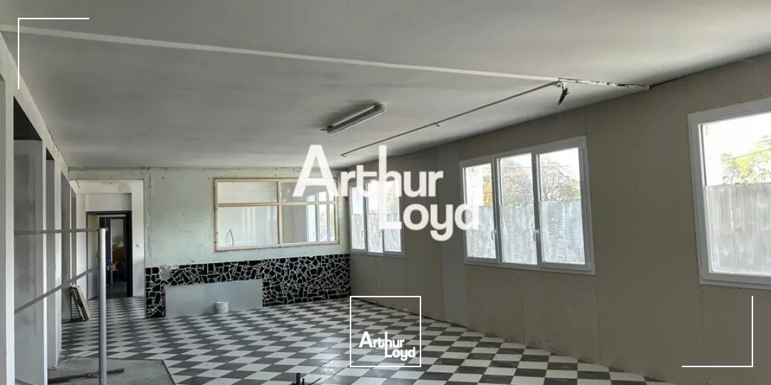 Montluçon Zone Artisanale Calme Bureaux et dépôt à louer