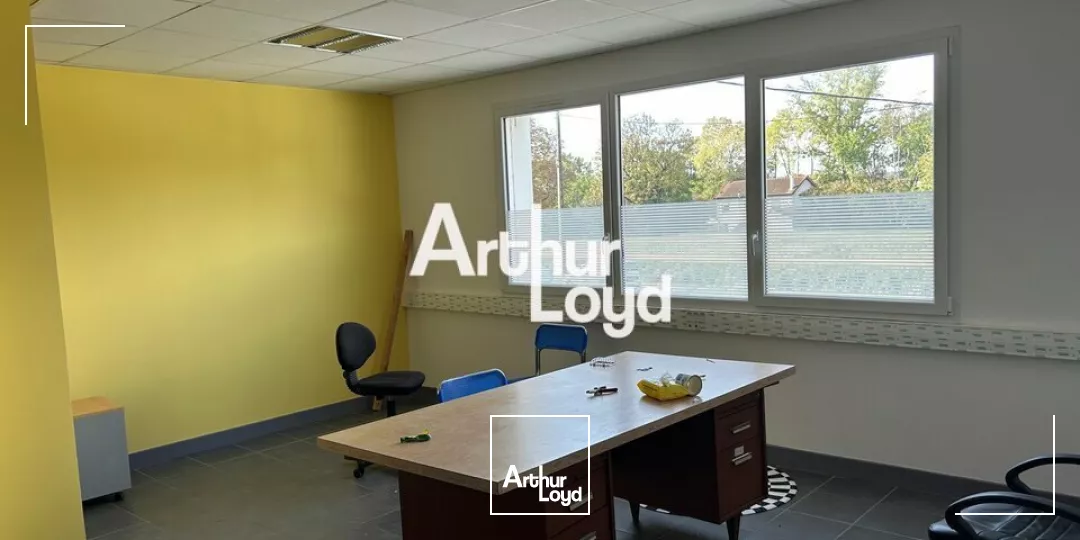 Montluçon Zone Artisanale Calme Bureaux et dépôt à louer