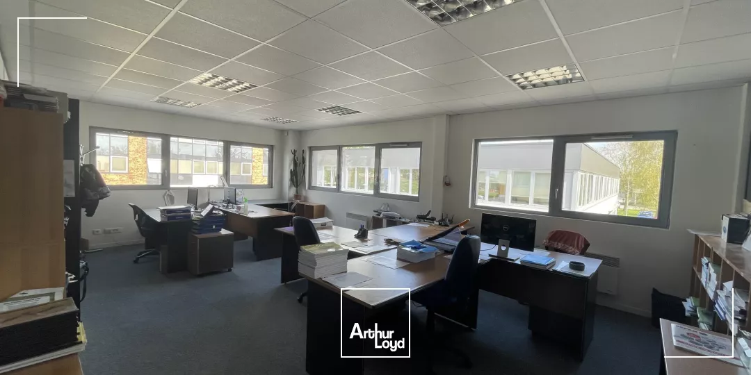 Bureaux à louer à MONT SAINT AIGNAN 76130