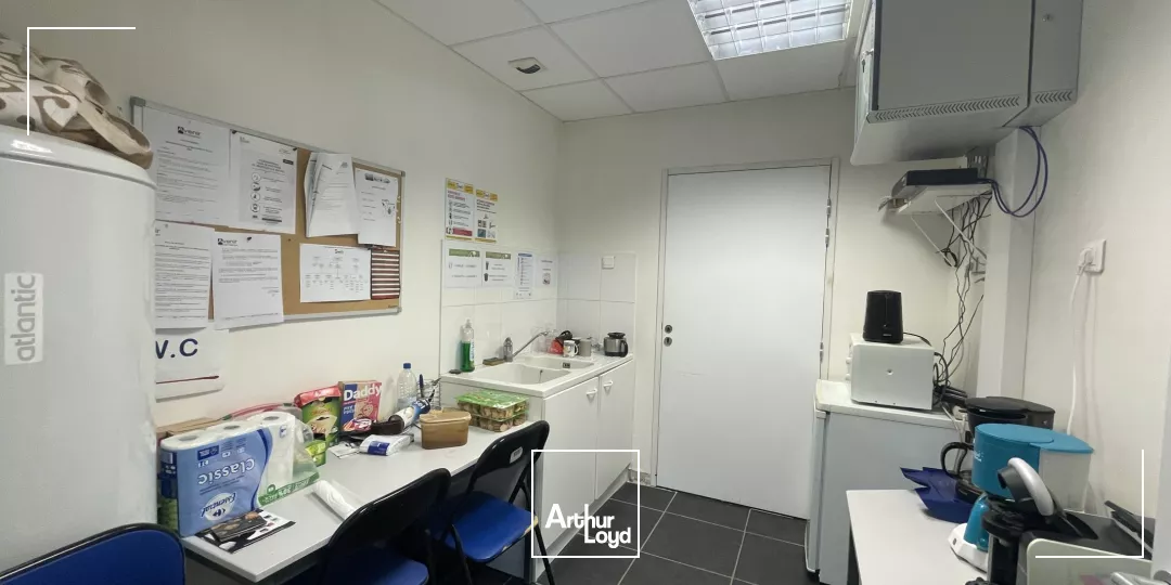 Bureaux à louer à MONT SAINT AIGNAN 76130