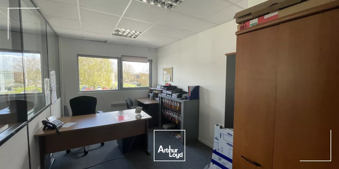 Bureaux à louer à MONT SAINT AIGNAN 76130