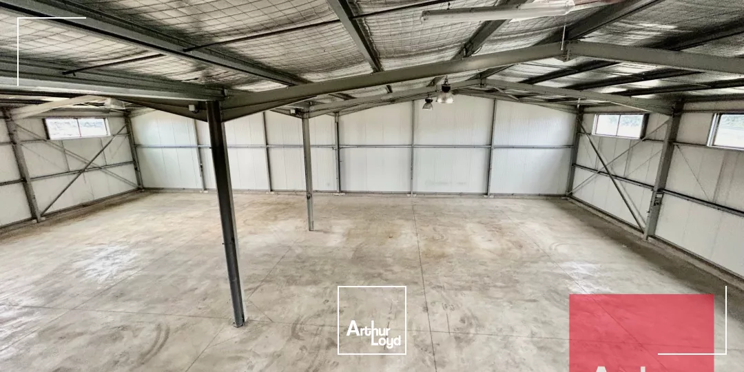 LOCAUX D'ACTIVITÉ À LOUER - FRONTIGNAN - PROCHE AUTOROUTE