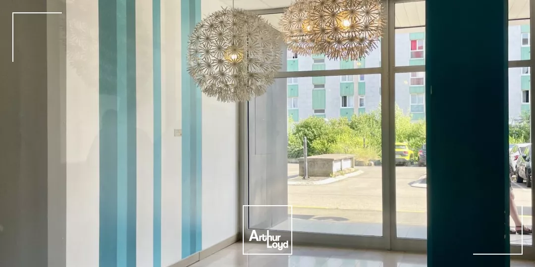 Bureaux à louer à LILLE: accessibilité métro et axe routiers en bas du bâtiment ! 