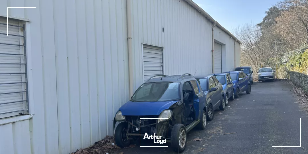 À louer : entrepôt / local d'activité - 587 m² - Saint-Herblain - axe Nantes / Saint-Nazaire