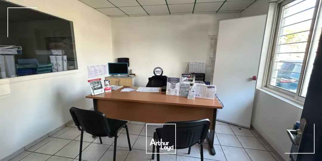 À louer : entrepôt / local d'activité - 587 m² - Saint-Herblain - axe Nantes / Saint-Nazaire