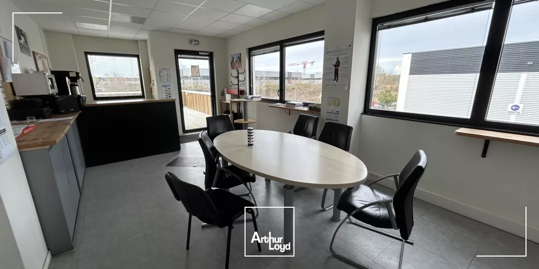 Bureaux à louer à SAINT JEAN D'ILLAC 33127