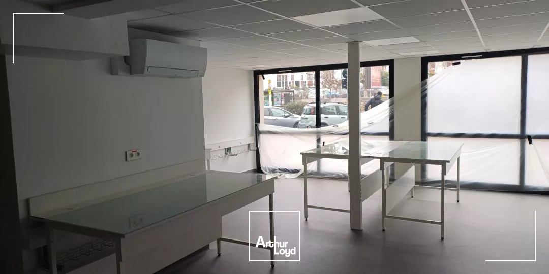 Local commercial à vendre