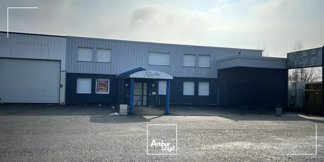 BUREAUX à VENDRE de 255 m²