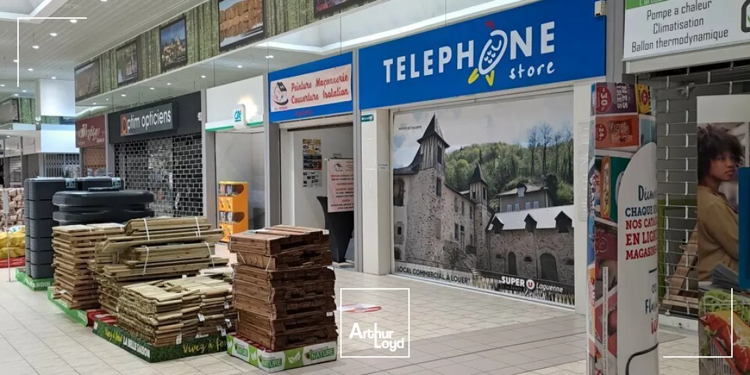 LOCAL COMMERCIAL location à LAGUENNE-SUR-AVALOUZE 19150