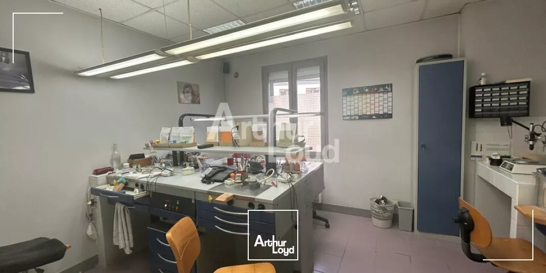BLOIS - LOCATION BUREAUX DE 92,16 M² - ACCÈS A10 A 5 MN