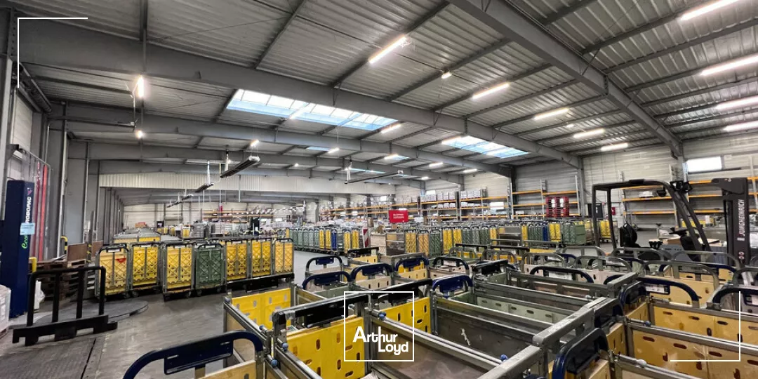 Location Site Industriel récent 2593 m² - ZA Nord-Ouest Angoulême - Accès RN10/RN141