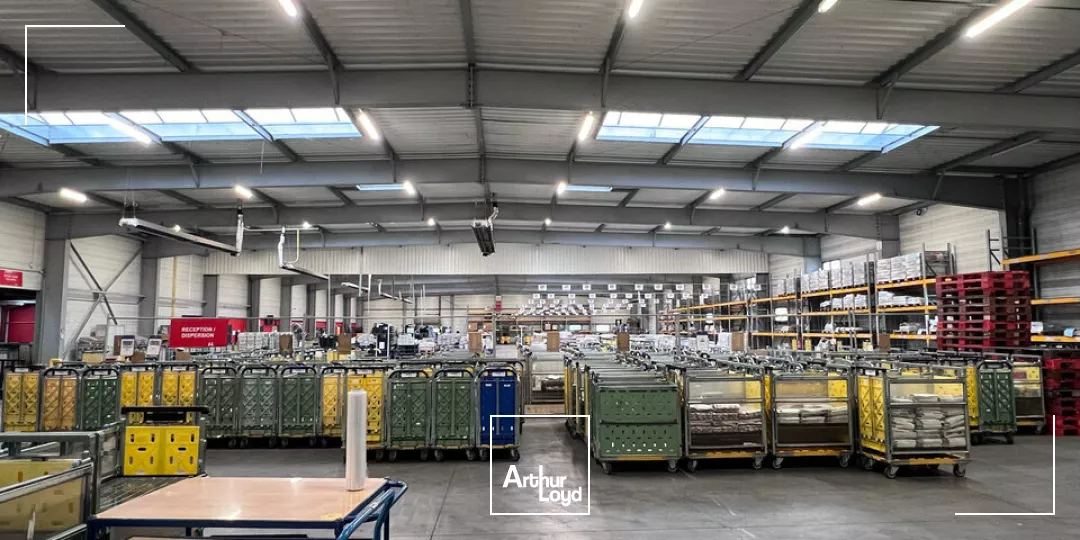 Location Site Industriel récent 2593 m² - ZA Nord-Ouest Angoulême - Accès RN10/RN141