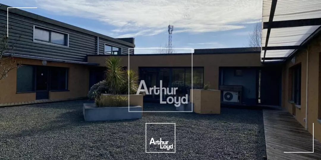 130 m² à usage d'activité et bureaux à louer