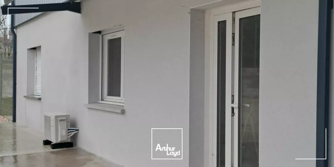 LOCAL D'ACTIVITE - ENTREPOT location à MONTVALENT 46600