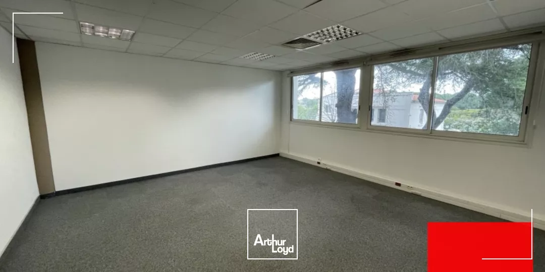 PARC MILLÉNAIRE - EURÊKA - 228 M2 - BUREAUX À LOUER AVEC PARKINGS