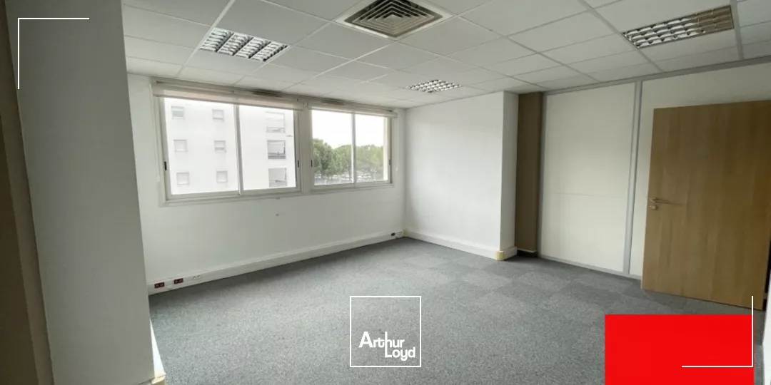 PARC MILLÉNAIRE - EURÊKA - 228 M2 - BUREAUX À LOUER AVEC PARKINGS