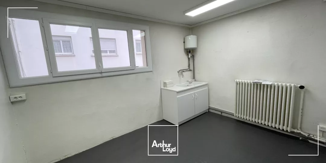 BUREAUX À LOUER-145 M²-ÎLE DE NANTES