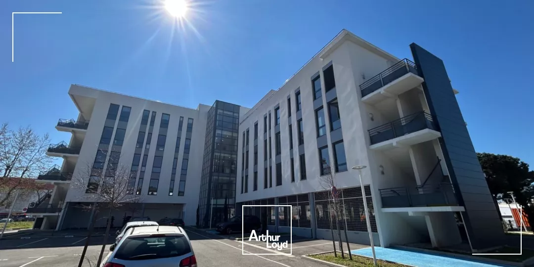 Bureaux à louer - Proximité transports et autoroutes - 13014 Marseille