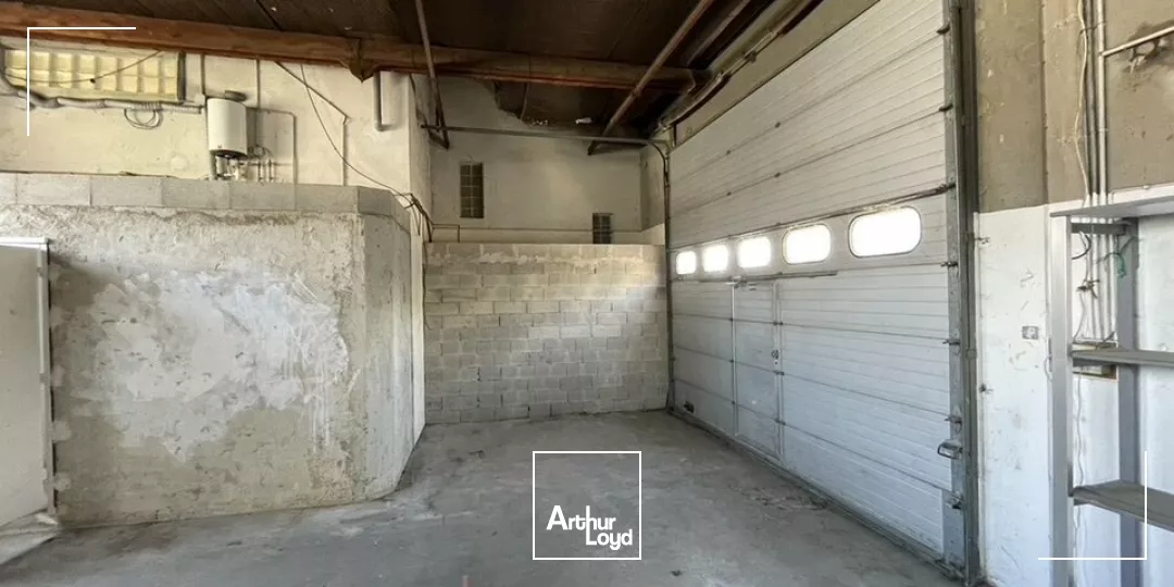 A vendre - Immeuble - Local d'activité avec bureaux - Axe principal Carpentras - Mazan