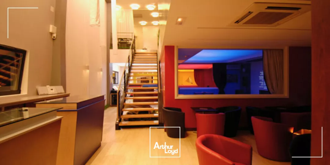 LOCAL COMMERCIAL à LOUER de 450 m²