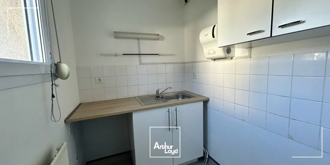 Chatenoy le Royal, Bureaux de 95 m² 