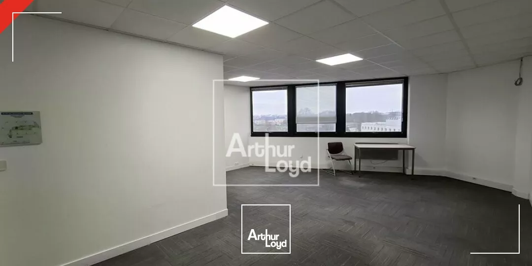 Bureaux à louer au pied du RER A de Lognes