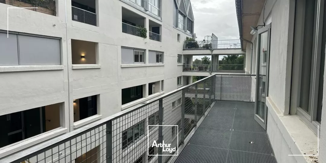 BUREAUX à LOUER de 339 m²