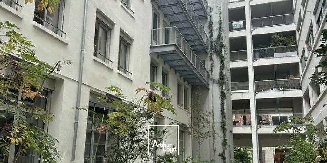 BUREAUX à LOUER de 339 m²