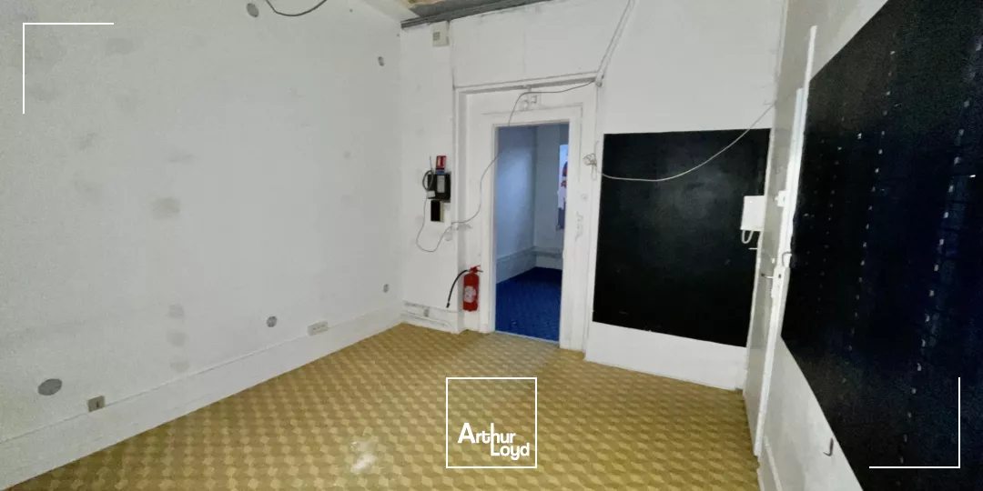 Locaux commerciaux à vendre à ROUEN 76000