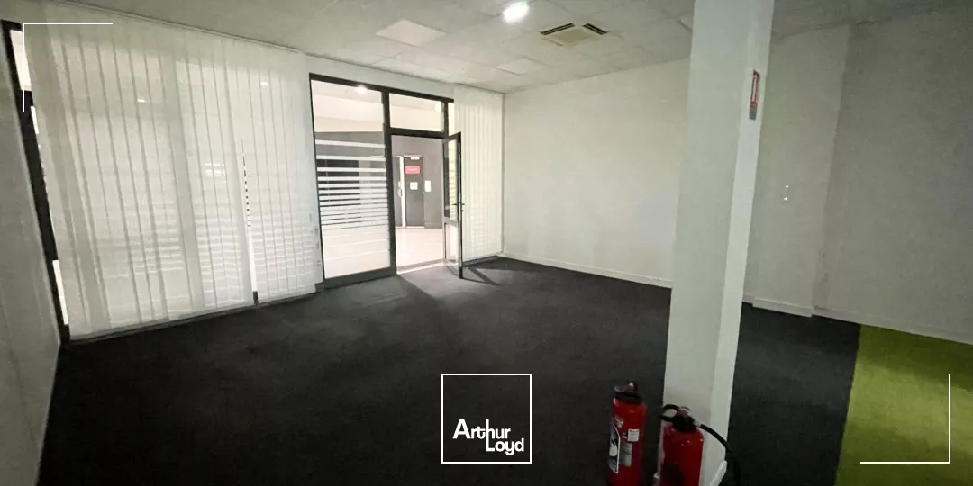 Location Bureaux à ISNEAUVILLE 76230